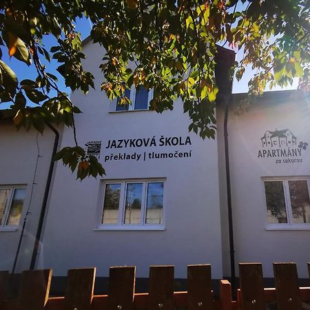 Apartmany Za Sakurou Hodonín Exterior foto