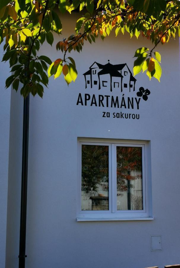 Apartmany Za Sakurou Hodonín Exterior foto